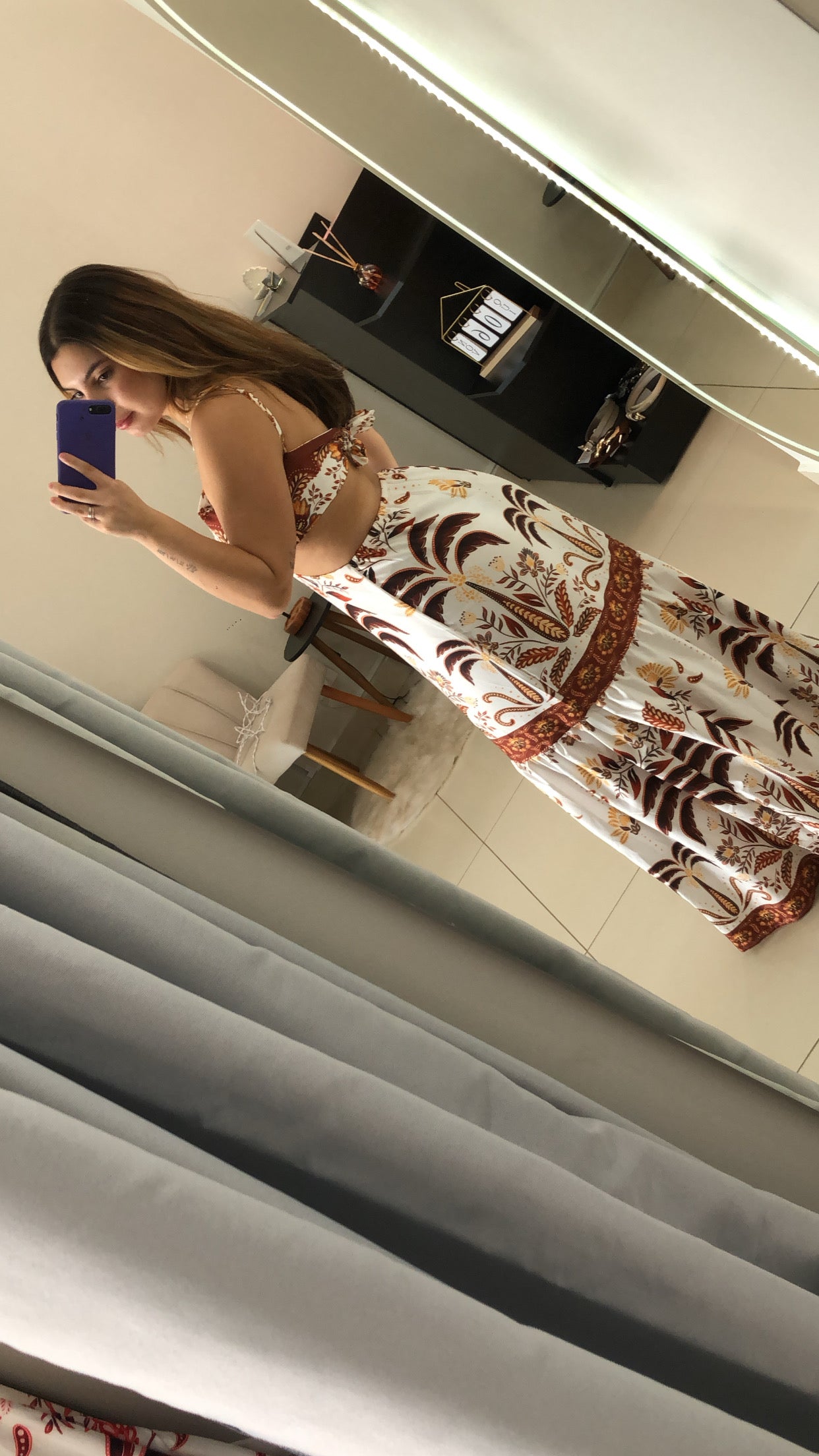 Vestido longo Marrom Estampado com Detalhe de Estrela - U