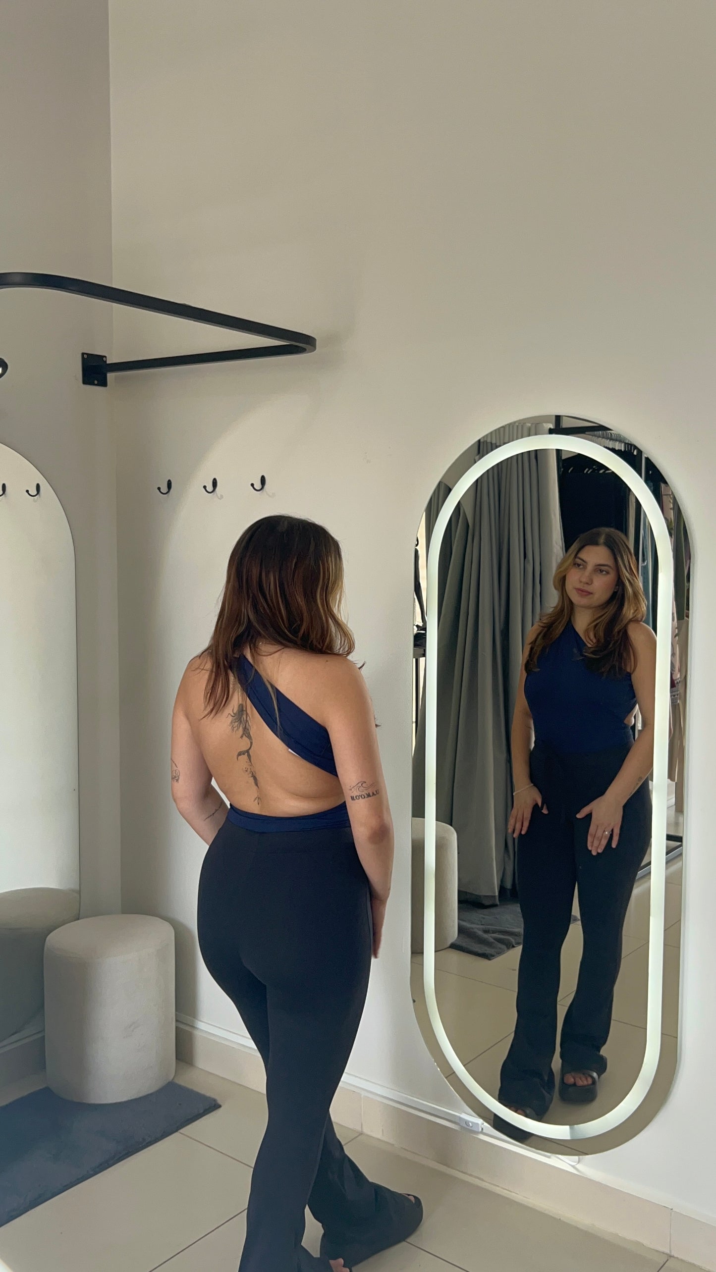 Body Azul Marinho Decotado Nas Costas - U