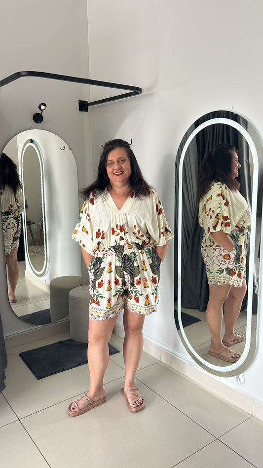 Macaquinho Estampado Tulum - Plus Size