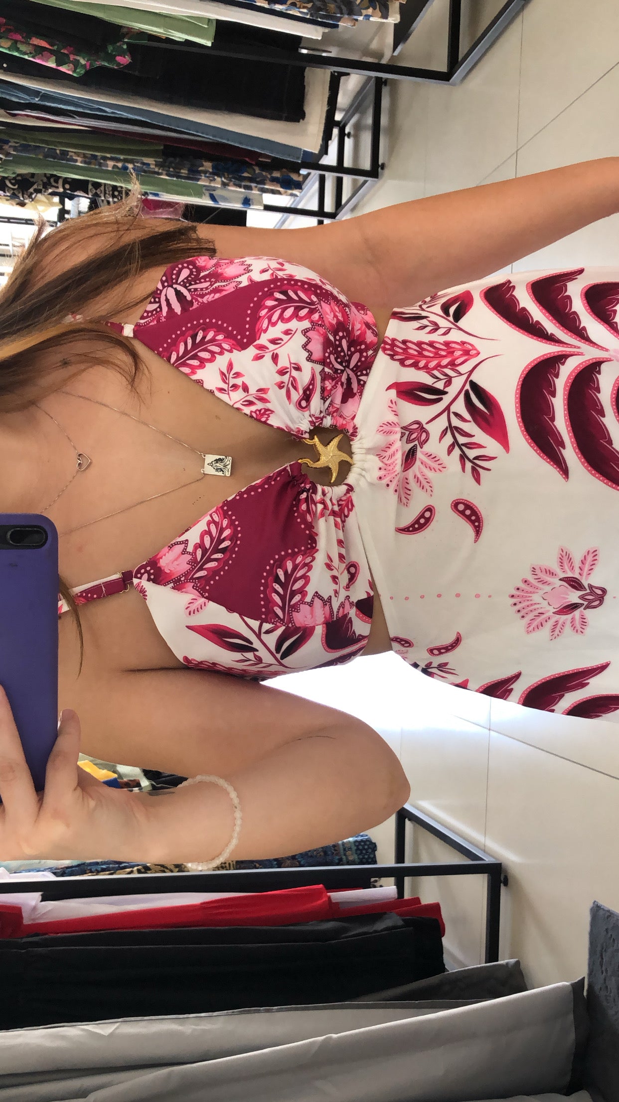 Vestido Longo Rosa Estampado com Detalhe de Estrela - U