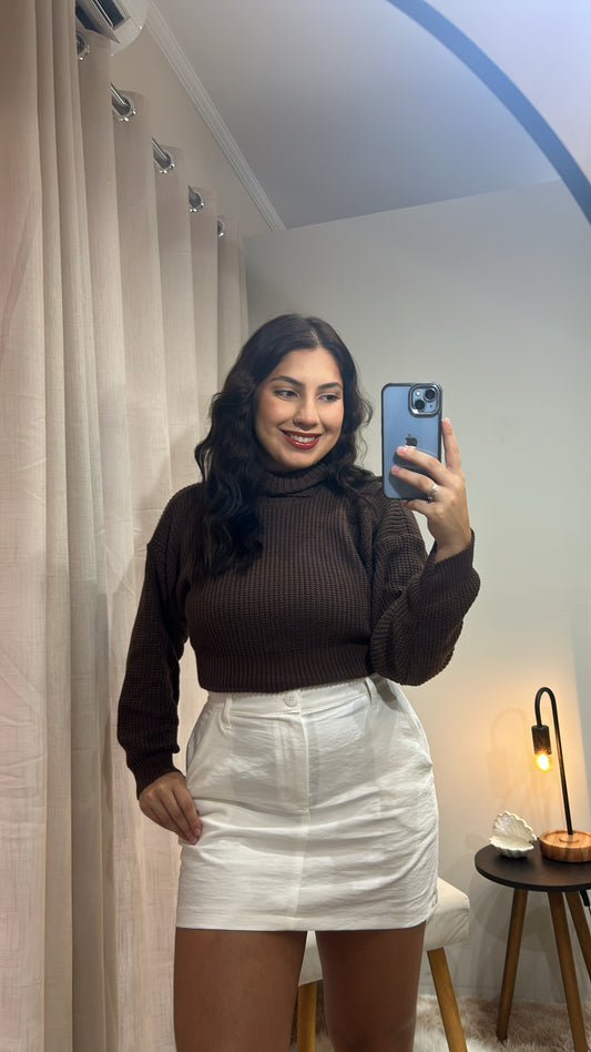 Blusa cropped de tricô canelado com gola alta - Marrom