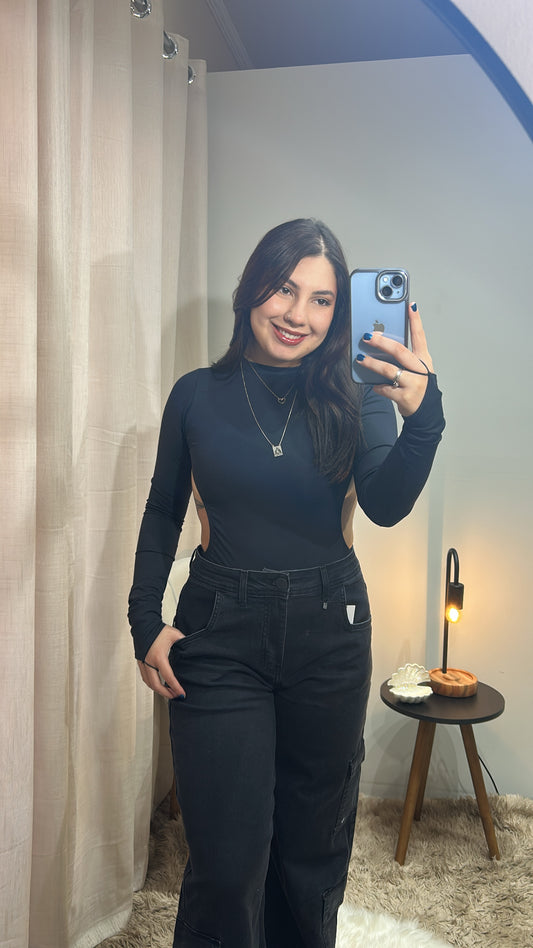 Body Manga Longa em Poliamida com Costas Abertas - Preto