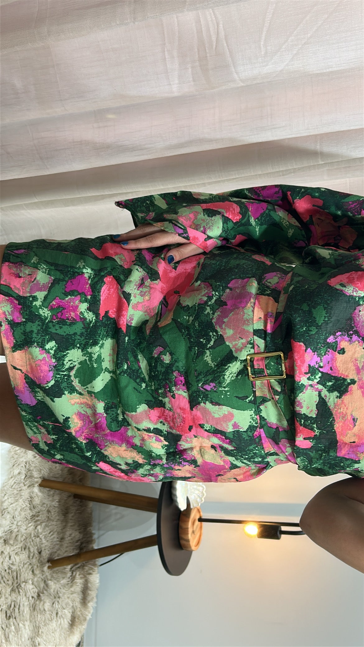 Vestido Curto de Um Ombro Só com Estampa Floral e Cinto - Verde Floral