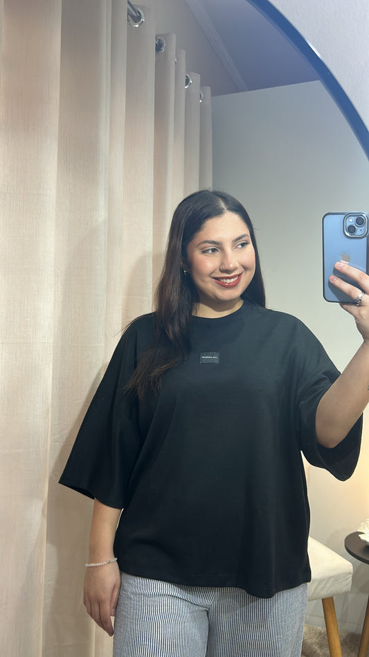 T-Shirt Oversized Preto